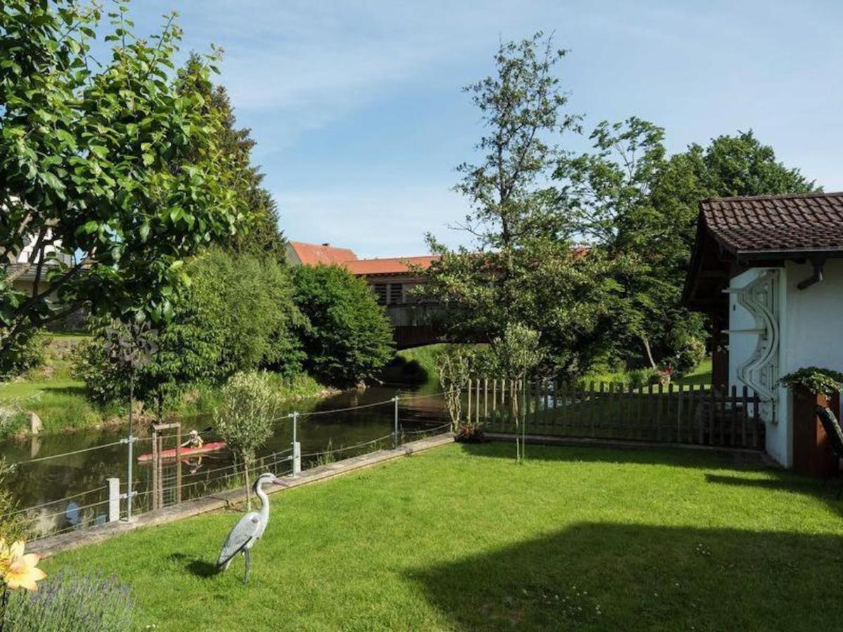 Haus Schussenblick Dg Daire Eriskirch Dış mekan fotoğraf
